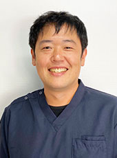 石田 優 歯科医師